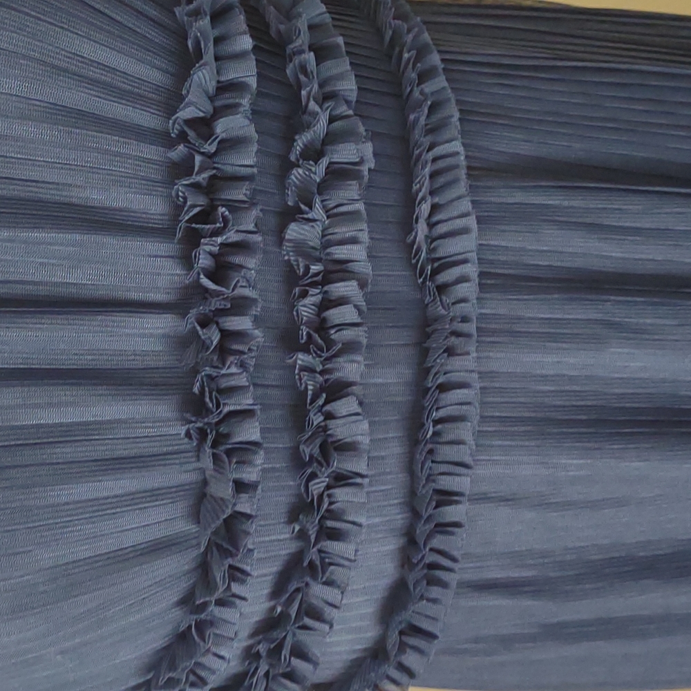 Js Collections Navy Pleated & Ruffled Halter Gown… - image 4